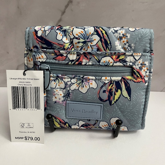 NWT Vera Bradley Cherry Blossoms Ultralight RFID Mini Trifold Wallet - Picture 2 of 11